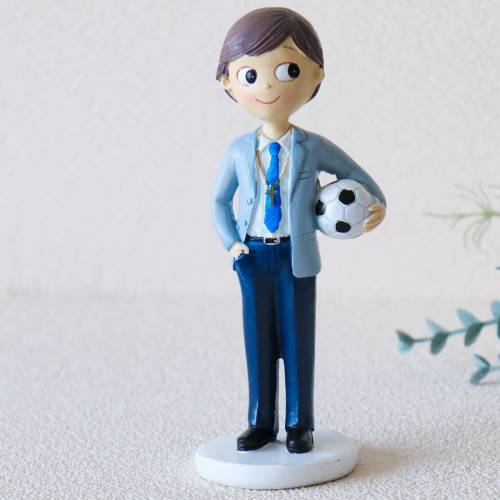 Figura tarta de comunión Niño con pelota de fútbol - Figuras Tarta Comunión